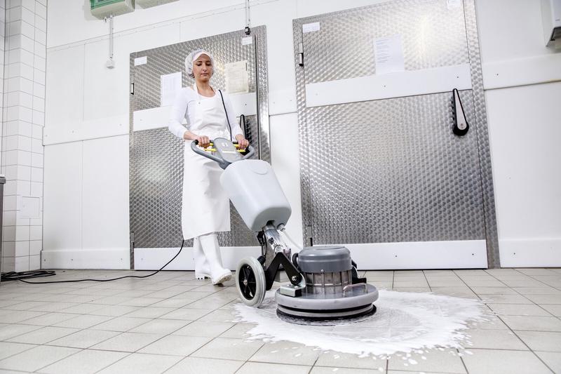Однодискова прибиральна машина Karcher BDS 43/ Orbital C (1.291-252.0)