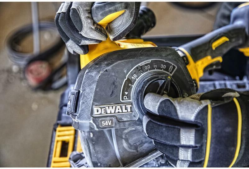 Штроборіз акумуляторний безщітковій DeWALT DCG200T2