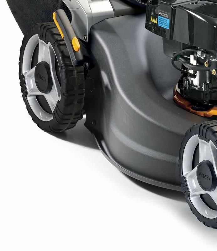Газонокосарка бензинова самохідна STIGA Twinclip 55 SVH