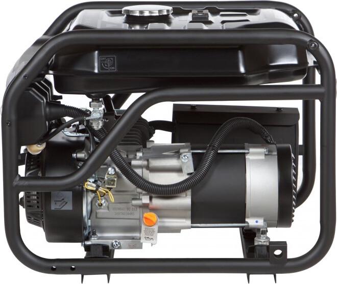 Бензиновий генератор Hyundai HHY 3050F