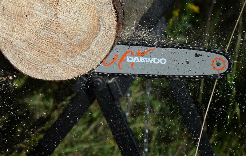 Електрична ланцюгова пила Daewoo DACS 2500E