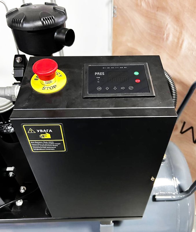 Гвинтовий повітряний компресор 200 л GTM DLG5.5V/inv масляний 380В/інвертор (DLG5.5V/inv) 27350