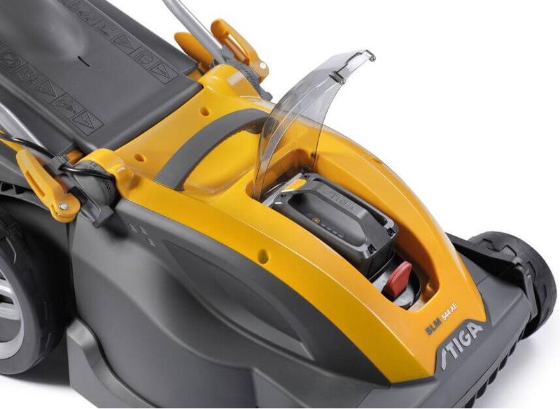 Акумуляторна газонокосарка Stiga SLM544AE