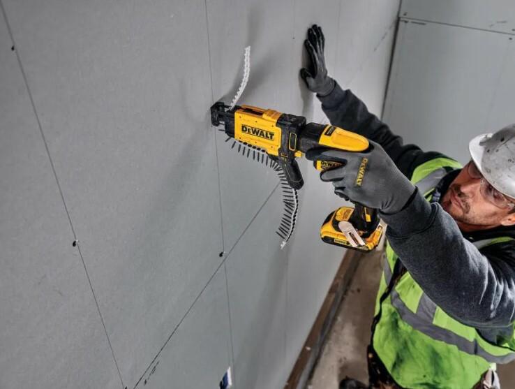 Насадка стрічкова DeWALT DCF6202 для подачі шурупів