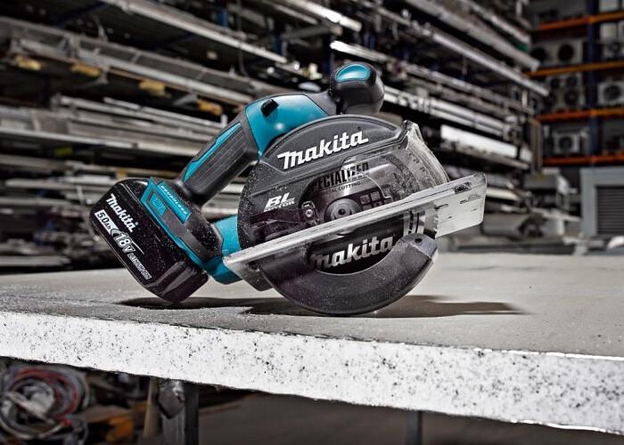 Акумуляторна дискова пила Makita DCS551RMJ