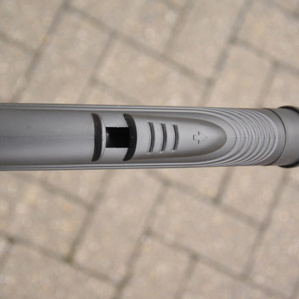 Пилосос HECHT (8335Z)