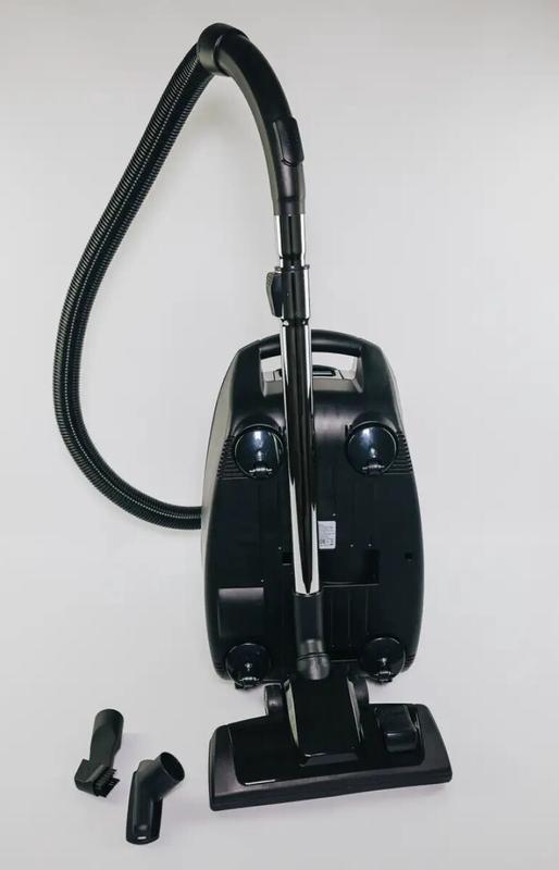 Пилосос Grunhelm GVCM244BO (119219)