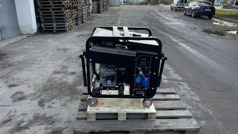 Інверторний дизельний генератор Hyundai DHY 8500LEi