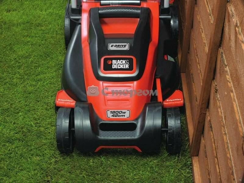 Газонокосарка Black   Decker EMAX42I