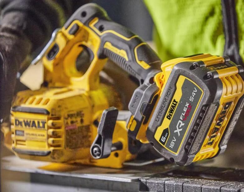 Пила дискова DeWALT FLEXVOLT ADVANTAGE TSTAK DCS573T1