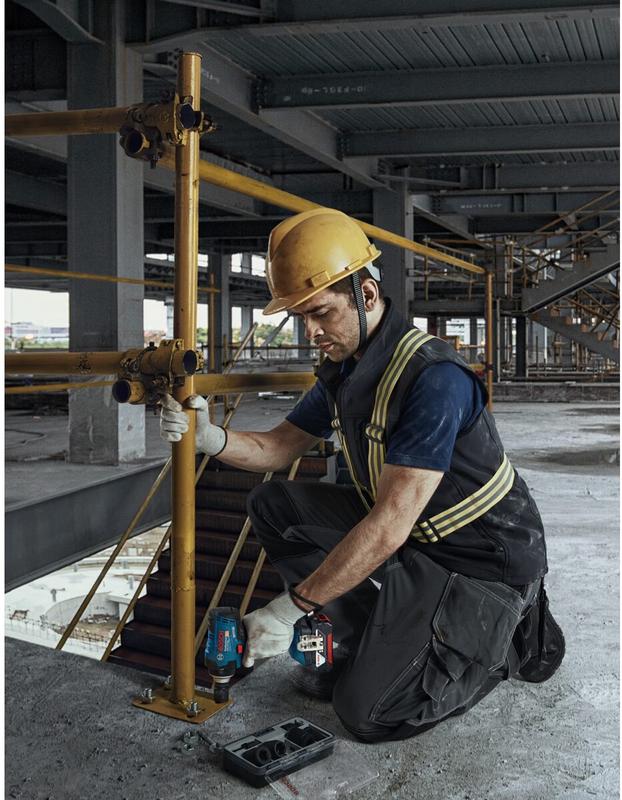 Акумуляторний гайкокрут Bosch GDS 18V-400 (06019K0020)