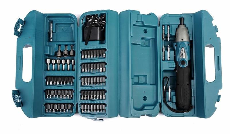 Акумуляторний шурупокрут Makita 6723DW