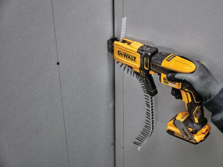 Насадка стрічкова DeWALT DCF6202 для подачі шурупів