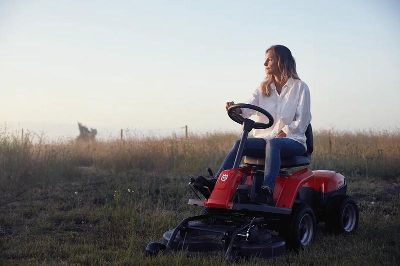 Райдер акумуляторний Husqvarna R 112iC (9678482-01)