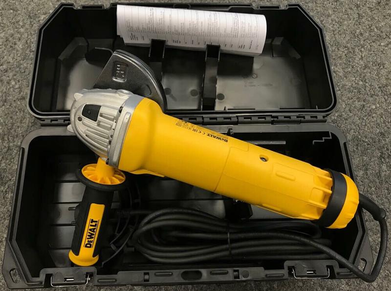 Шліфмашина кутова (болгарка) мережева DeWALT DWE4237K