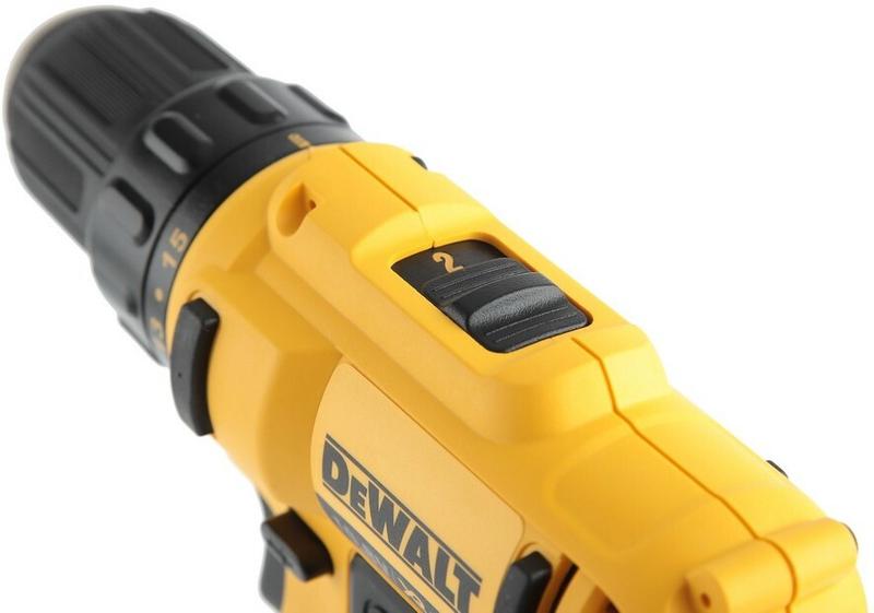 Дриль-шурупокрут DeWALT DCD710C2