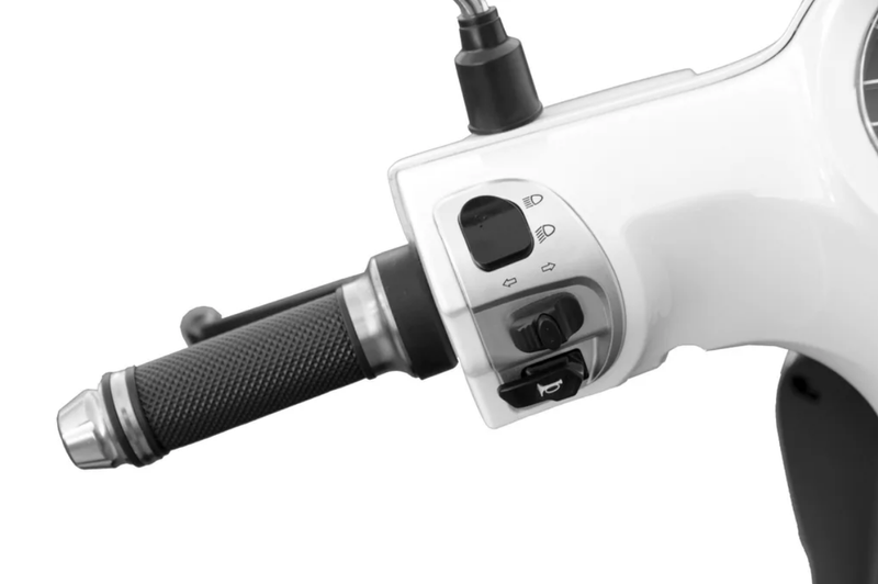 Електроскутер HECHT CITIS WHITE