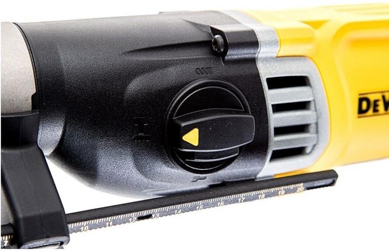 Перфоратор SDS-Plus DeWalt D25144K