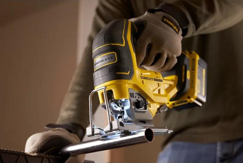 Акумуляторна лобзикова пилка Stanley FatMax SFMCS650M2K