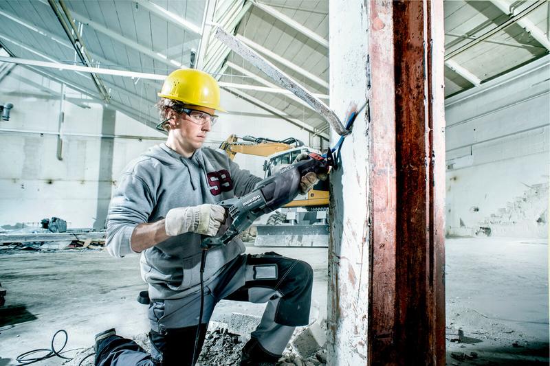 Шабельна пила Metabo SSEP 1400 MVT (кейс)