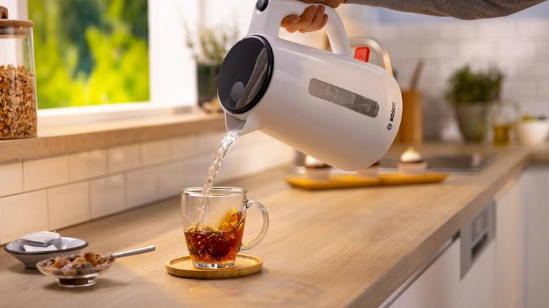 Електрочайник Bosch MyMoment (TWK1M121)