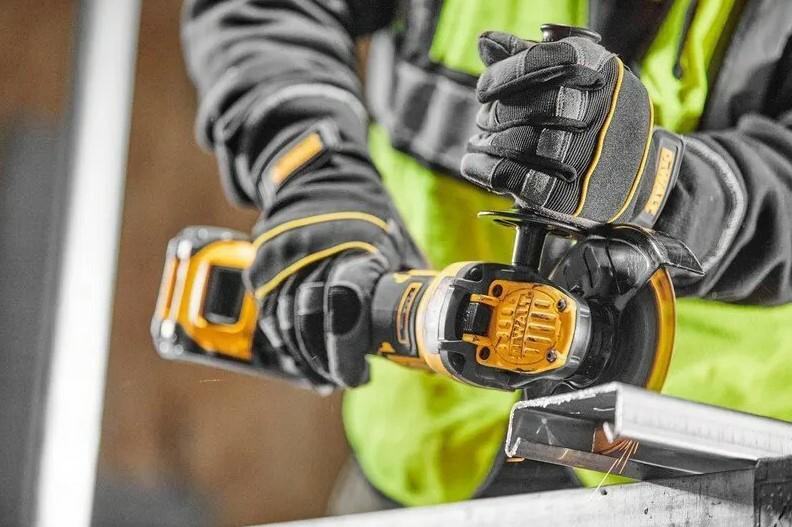 Шліфмашина кутова акумуляторна DeWalt DCG409VSN (без АКБ та ЗП)