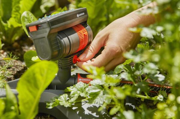 Дощувач осцилюючий Gardena AquaZoom Compact (18708-34.000.00)