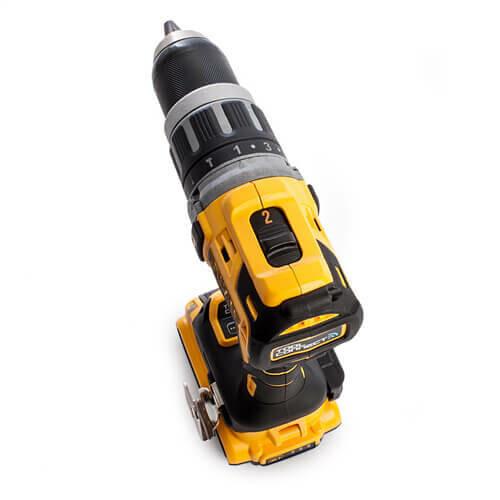 Акумуляторна ударна дриль-шурупокрут DeWALT DCD797NT (без акумулятора і ЗП)
