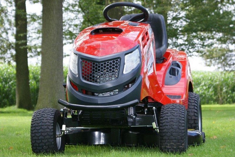 Садовий мінітрактор Hecht 5227