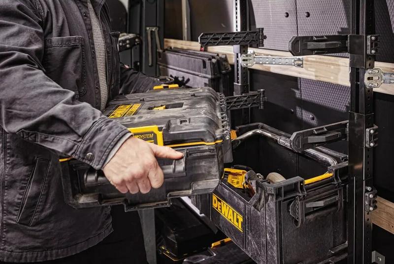 Ящик DeWALT DWST83293-1 TOUGHSYSTEM 2.0, 555х385х180 мм