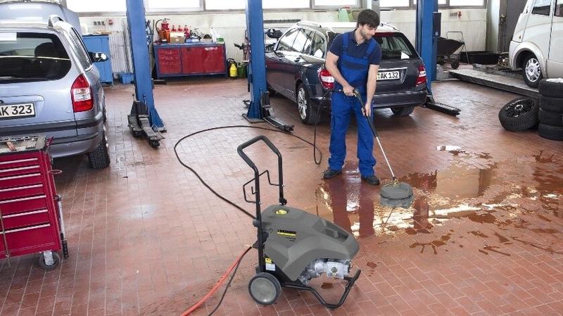Міні-мийка Karcher HD 6/15-4 Classic 1.367-306.0