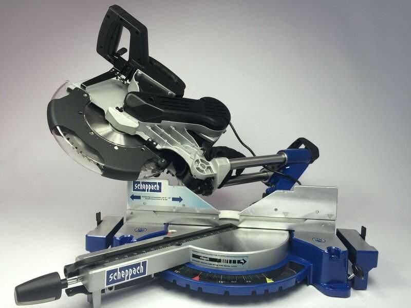 Пила торцювальна з протяжкою Scheppach HM 120L