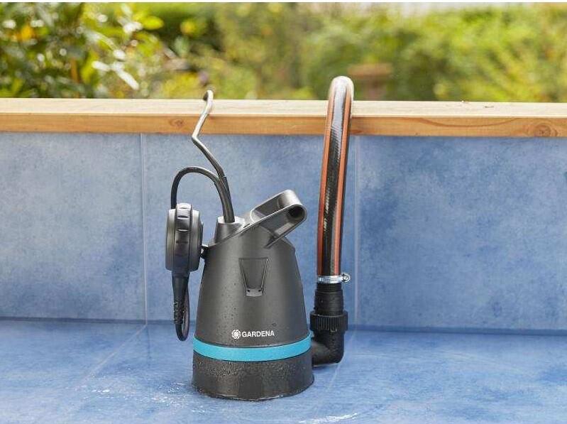 Насос дренажний Gardena 8200 (09000-29.000.00)