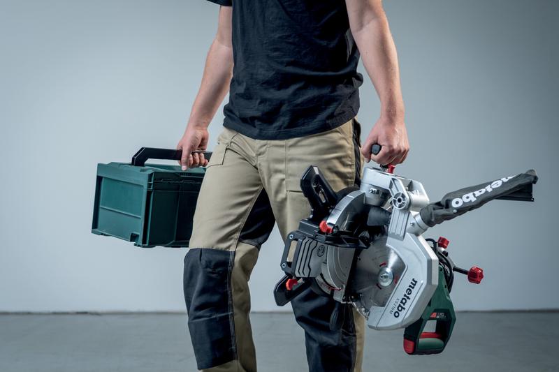 Торцювальна пила мережева Metabo KS 216 M (610216000)
