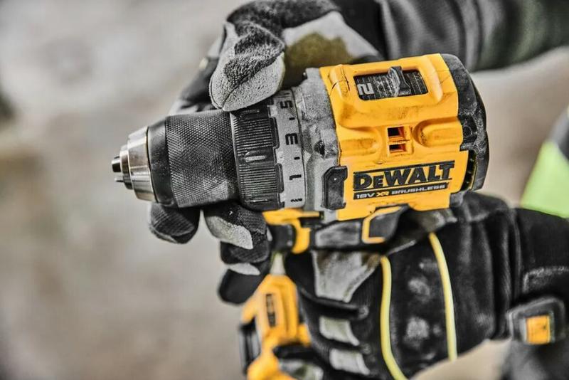 Дриль-шурупокрут акумуляторний безщітковий DeWalt DCD800E1T