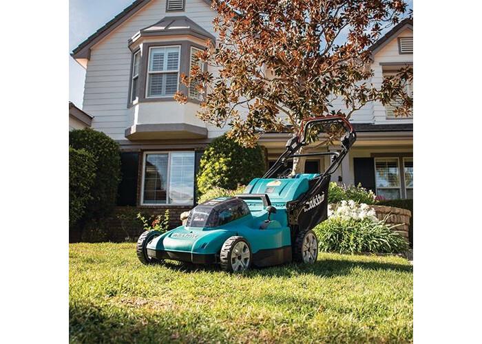 Акумуляторна газонокосарка Makita DLM539CT2