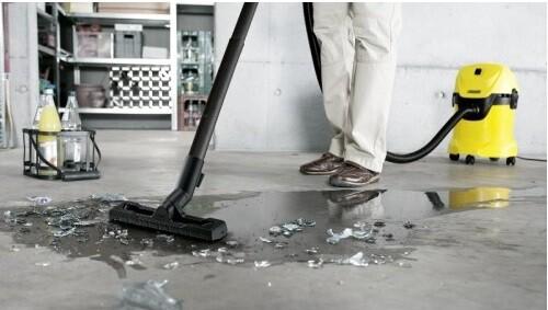 Господарський пилосос Karcher WD 2 + дві щітки (9.611-411.0)