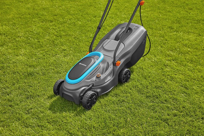 Електрична газонокосарка Gardena PowerMax 32/1200 G2 + запасний ніж (14633-20)