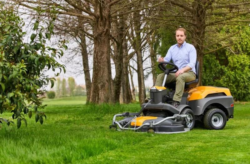 Райдер бензиновий Stiga Park 700 WX