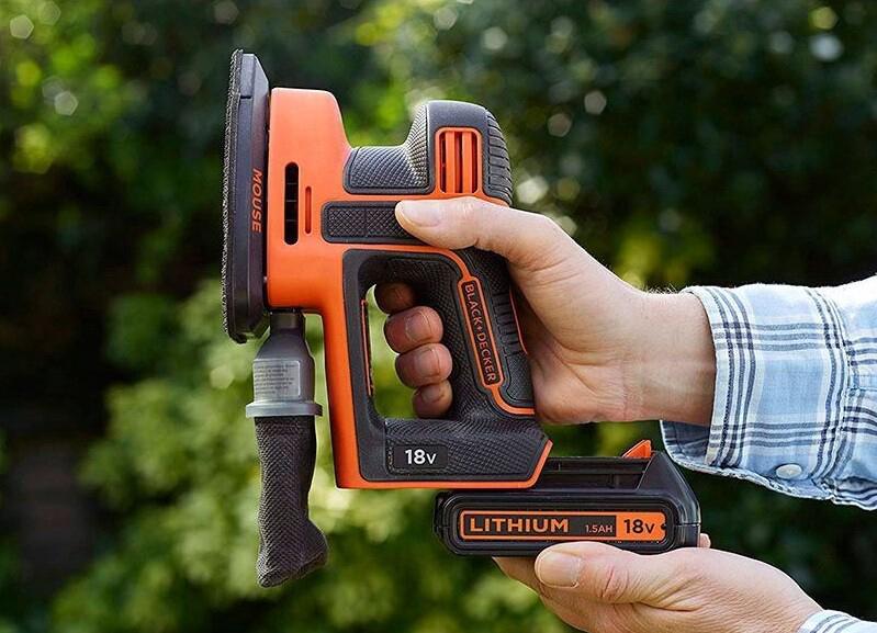 Шліфмашина вібраційна Black   Decker BDCDS18-QW