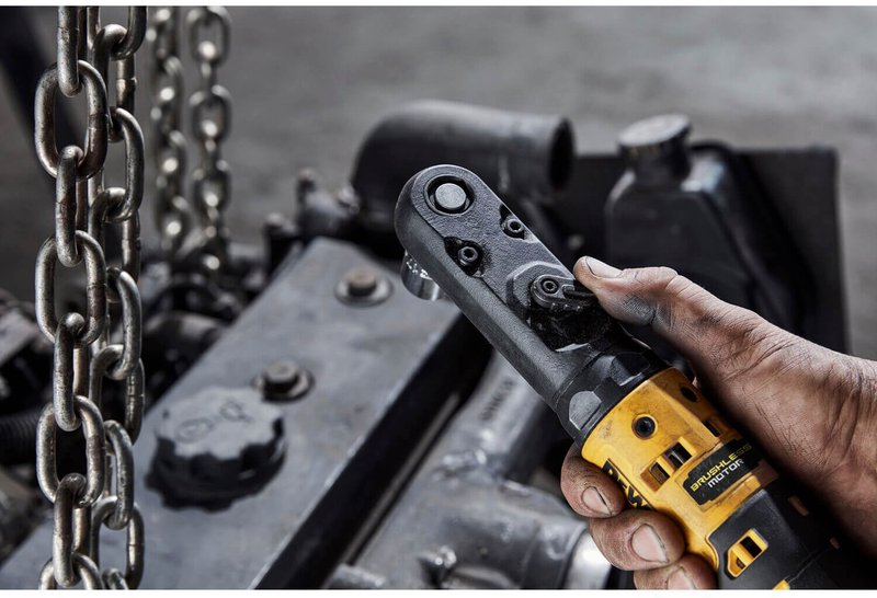 Гайкокрут кутовий - ключ-храповик акумуляторний безщітковий DeWALT DCF510N