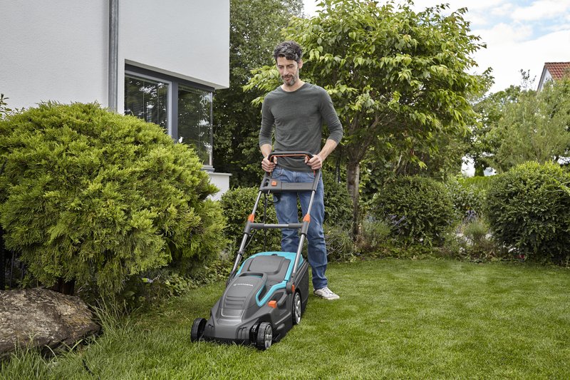 Електрична газонокосарка Gardena PowerMax 1800/42 з мульчуванням (05042-20)