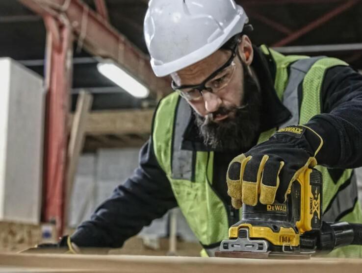 Шліфмашина вібраційна DeWALT DCW200P2, чемодан