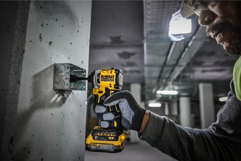 Набір інструментів DeWalt DCK2051H