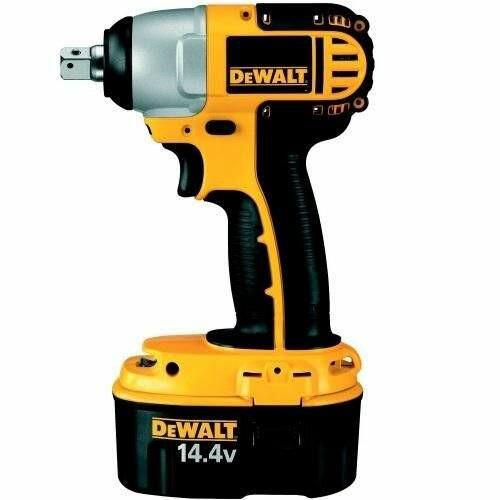 Гайкокрут ударний DeWALT DC827KL