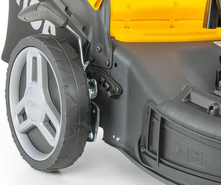 Газонокосарка бензинова Stiga Combi48SVQ