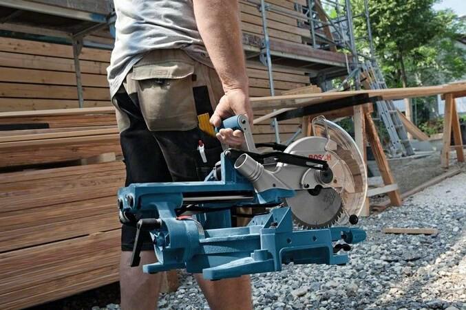 Пила торцювальна Bosch GCM 800 SJ (0601B19000)