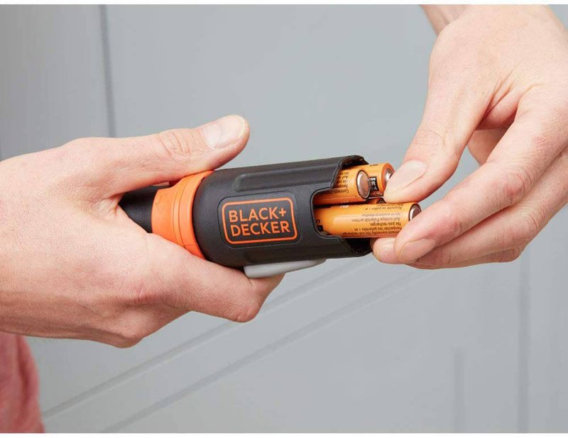 Викрутка акумуляторна BLACK+DECKER BCF601C