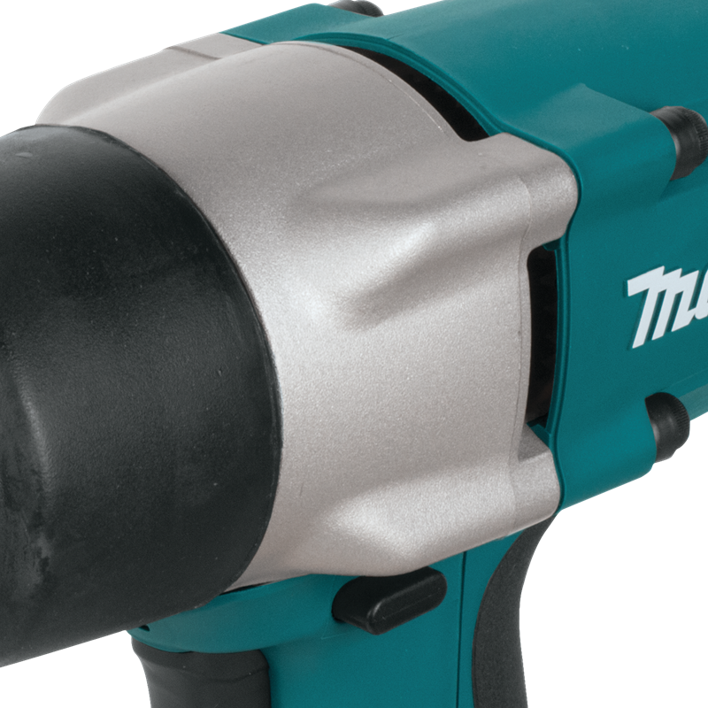 Гайкокрут Makita TW0200