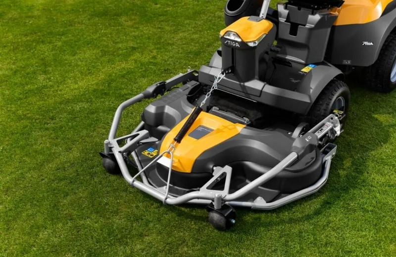 Райдер бензиновий Stiga Park 700 W